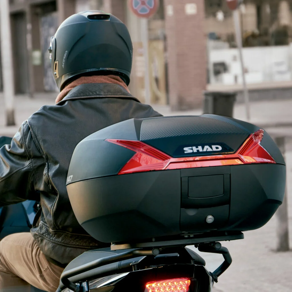 TOP CASE SH47 REFLECTOR ROJO - Imagen 3